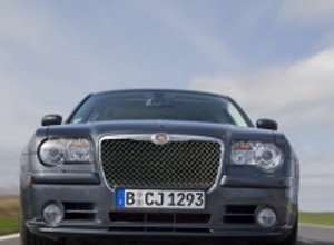 IAA Frankfurt 2009: Chrysler 300C SRT8 - superexpress