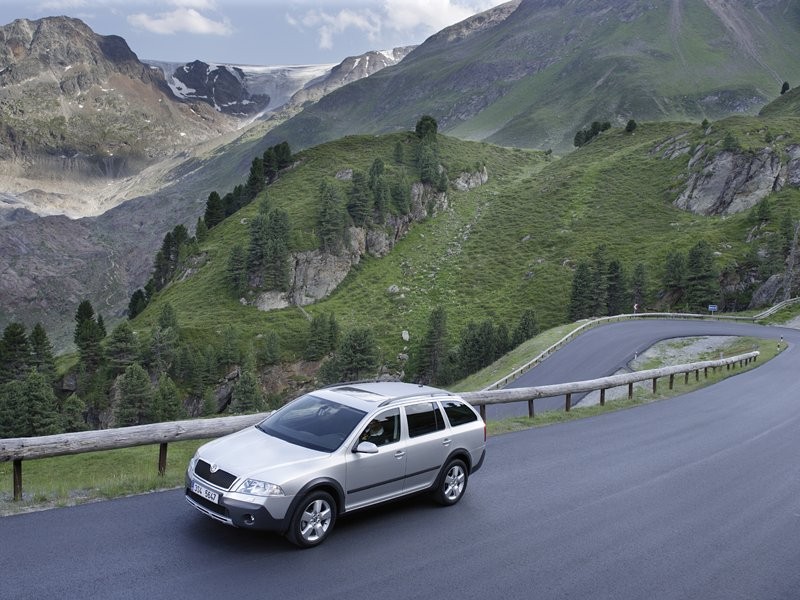 Škoda Octavia Scout: najnowsze informacje i zdjęcia