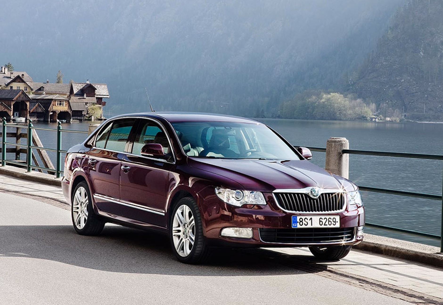 Škoda Superb: 4 lata gwarancji, 120 tys. km i bezpłatny serwis!