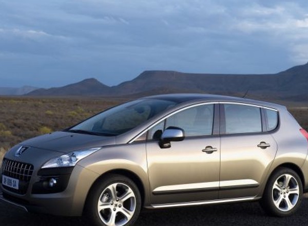 Nadchodzi Peugeot 3008