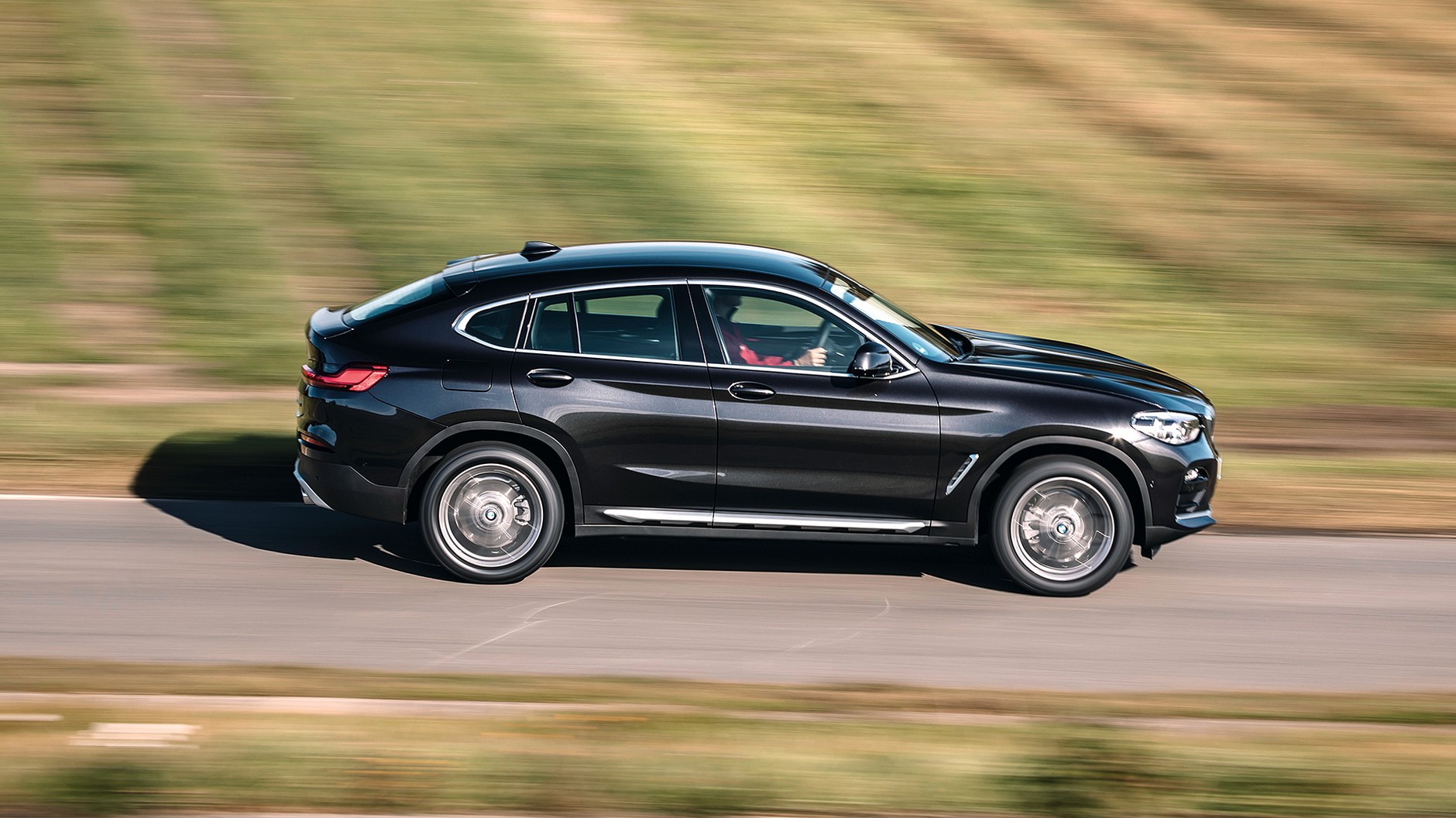 BMW X4 xDrive 20d kontra Mercedes GLC 250 d 4Matic Coupe