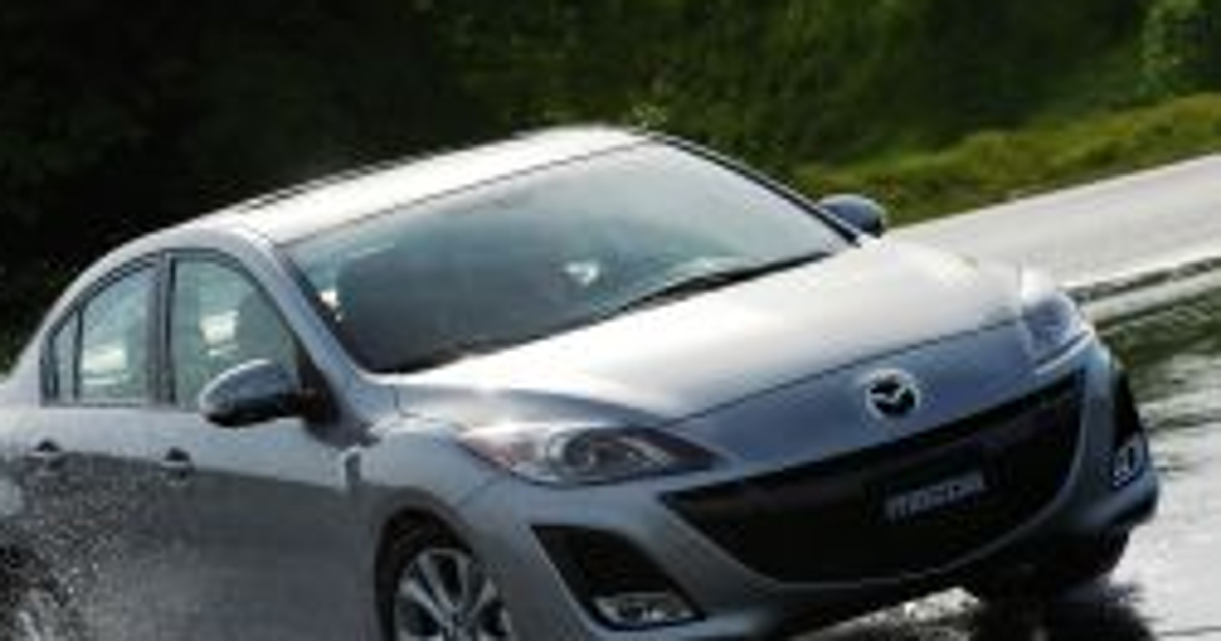 Los Angeles 2008: Mazda3 Sedan wśród najważniejszych premier