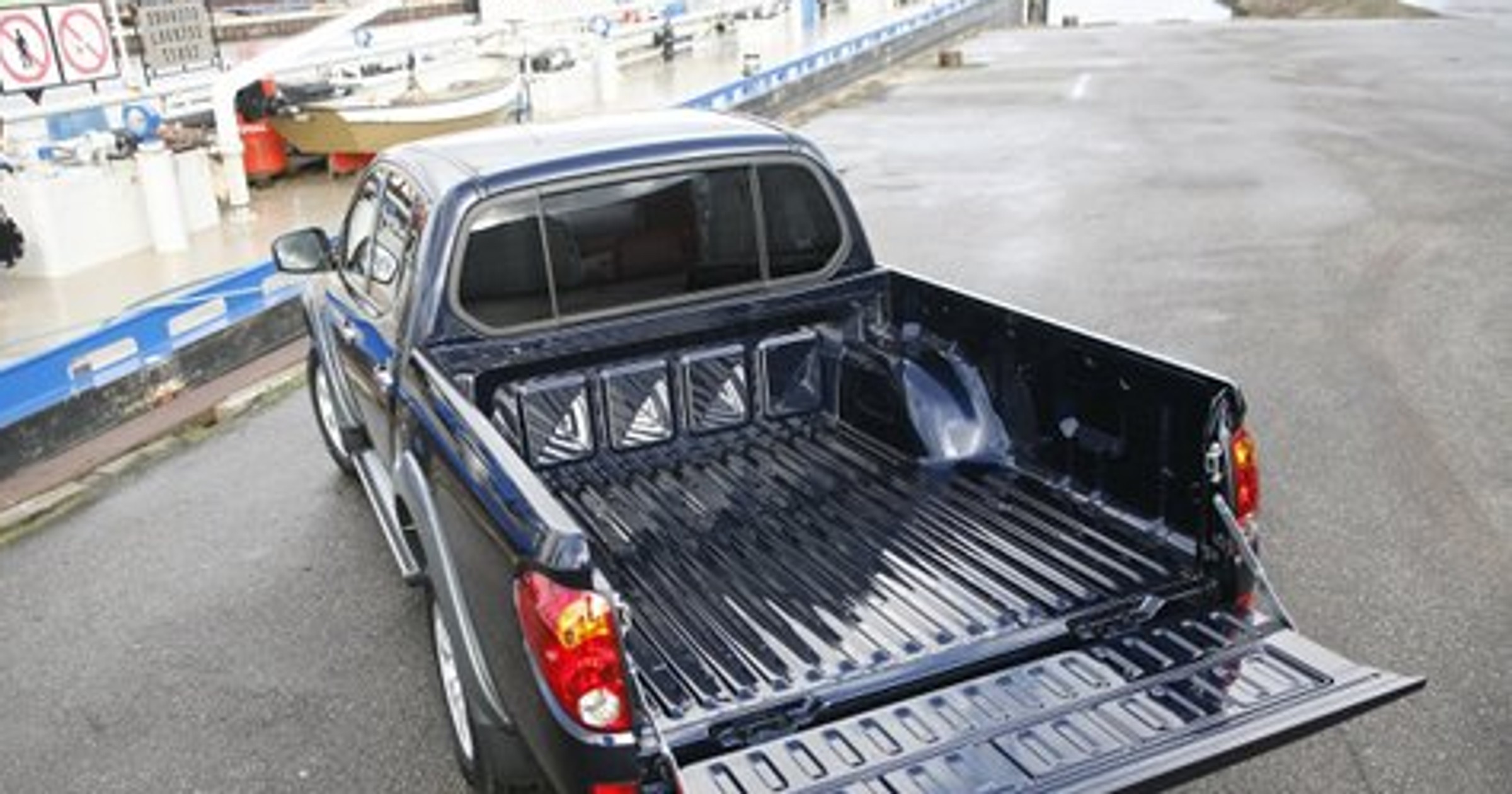 Mitsubishi L200 - Więcej przestrzeni i więcej mocy