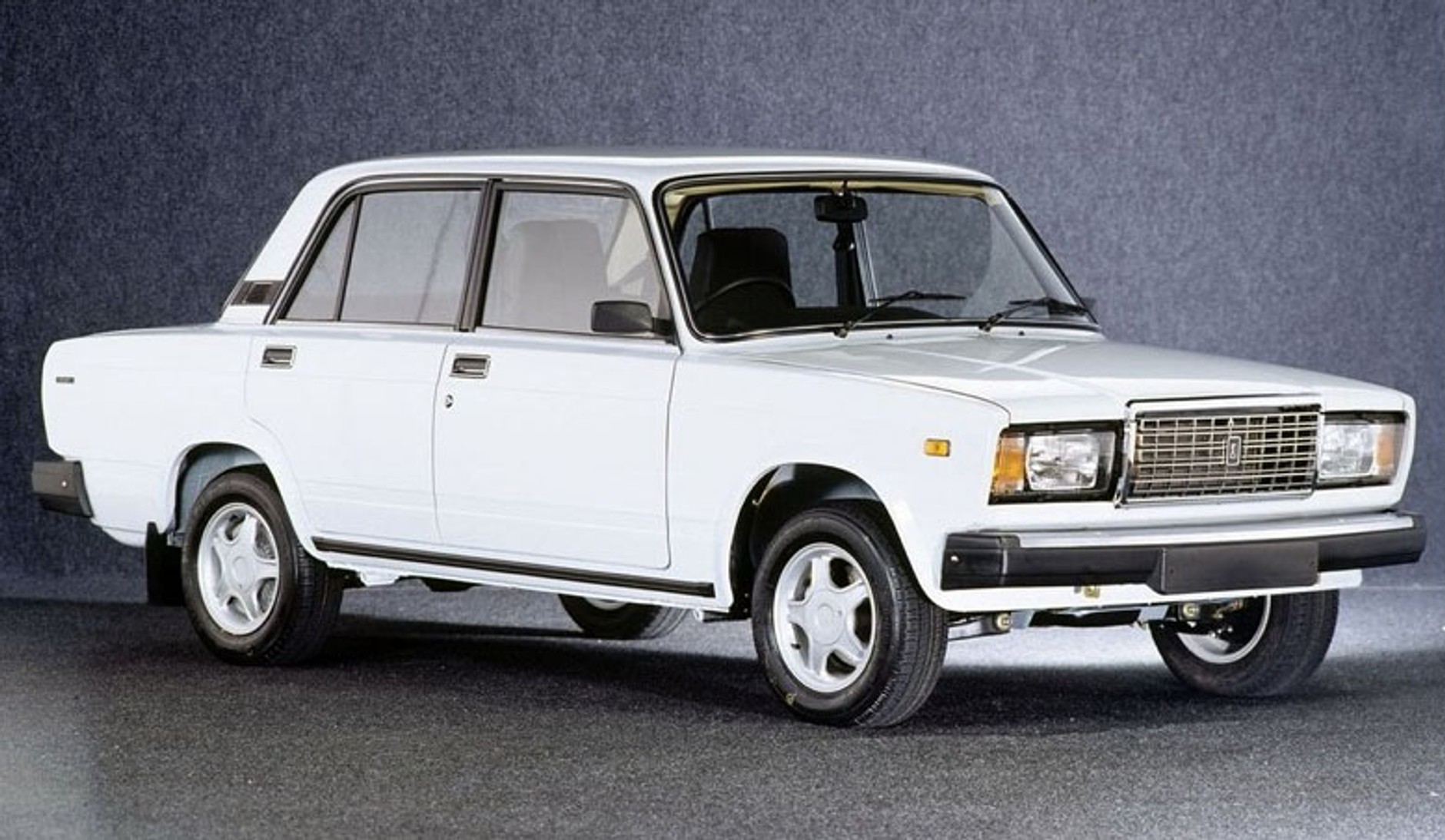 Lada 2105 Gladkov Edition: rosyjski tuning nieco inaczej