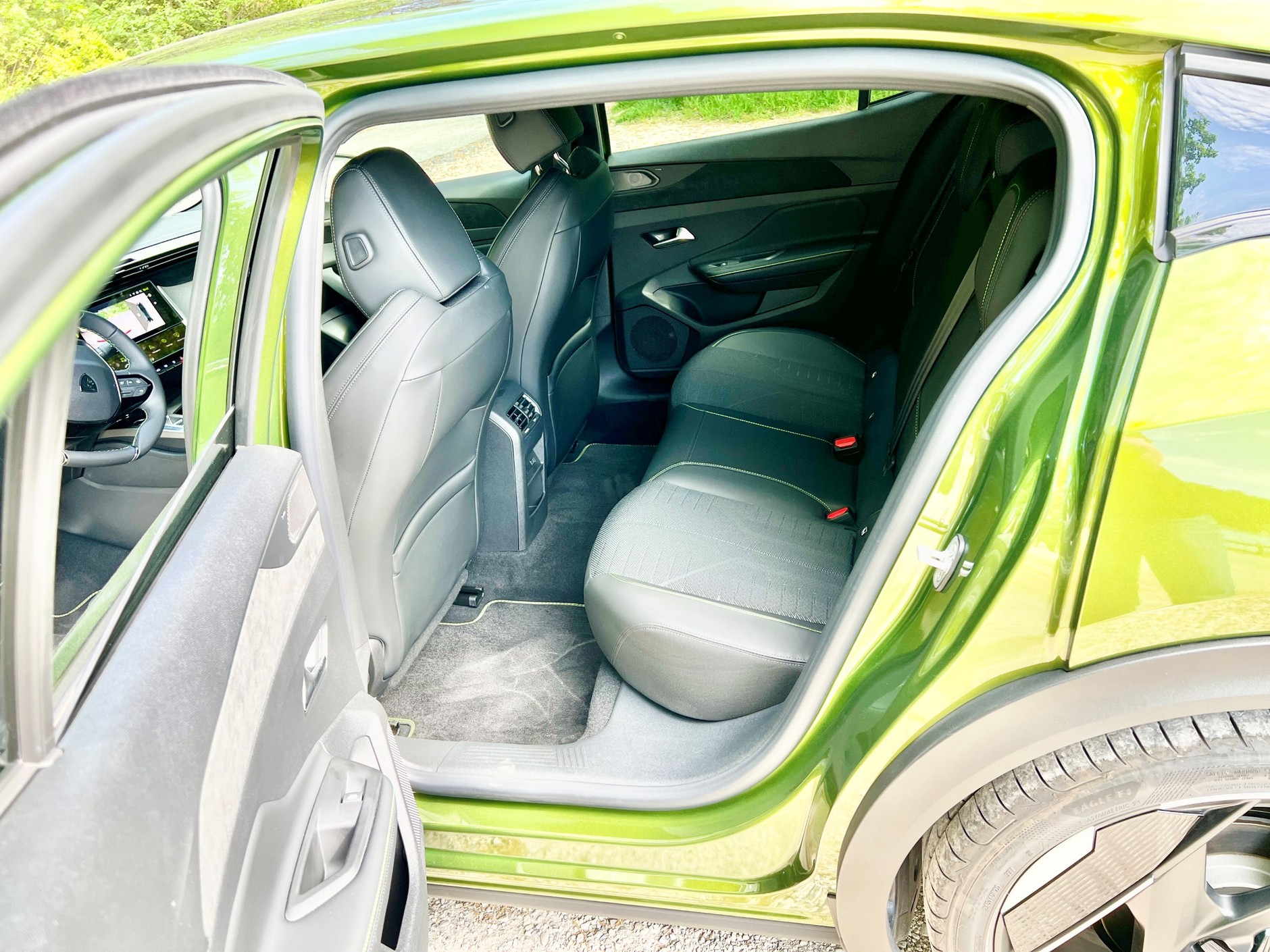Peugeot 408 (wersja po restylizacji)