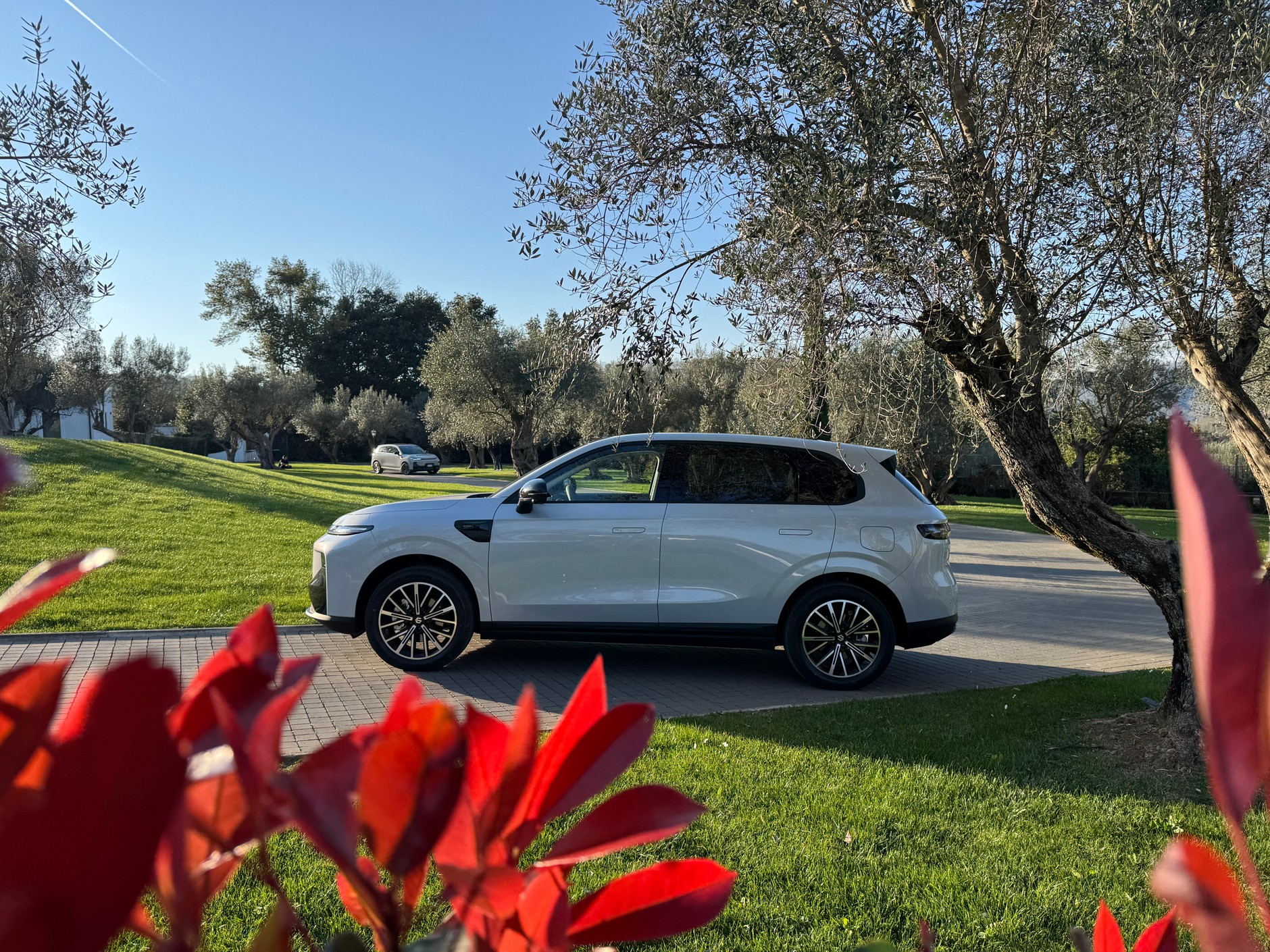 Leapmotor B10 Hybrid EV