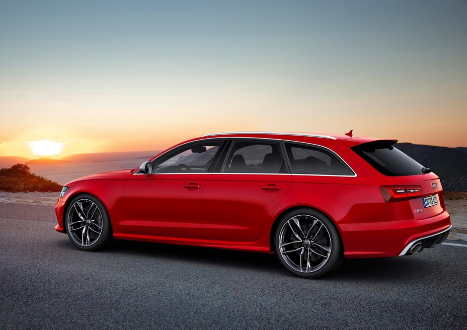 Nowe Audi RS6 Avant: z rodziną na tor