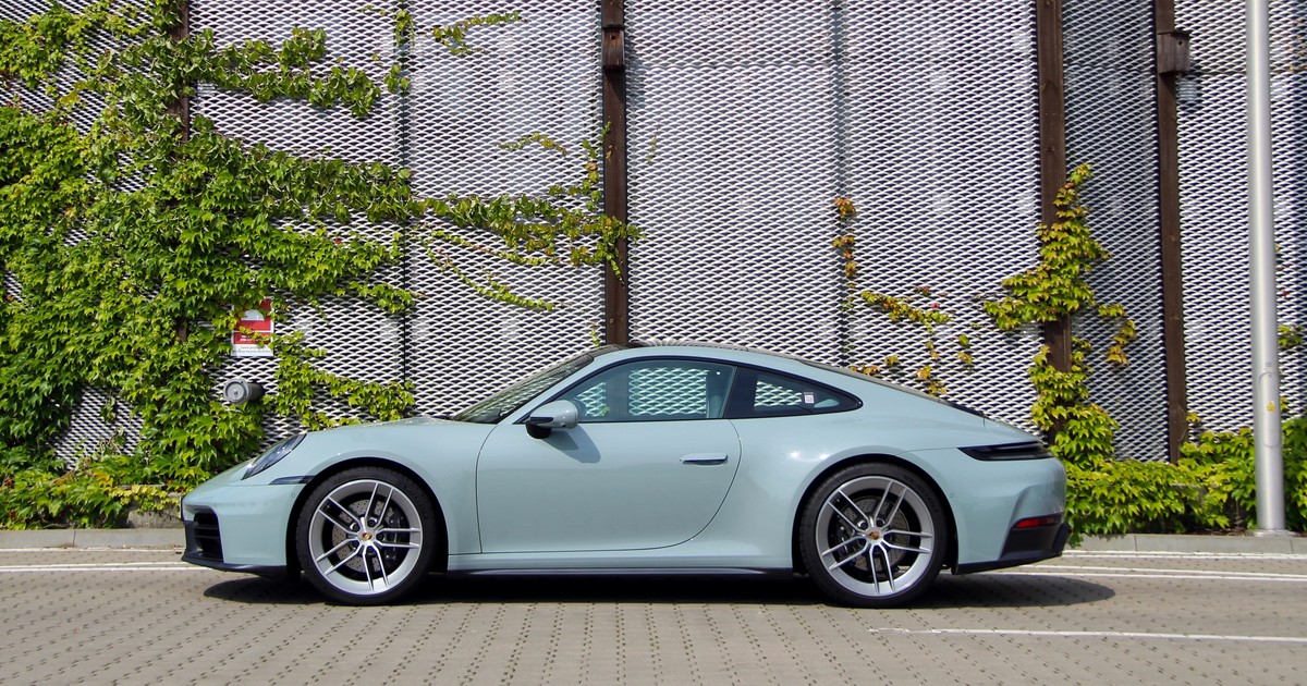 Porsche 911 Carrera (992.2)