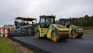 Ponad 1500 km nowych dróg już w realizacji. W planach jest kolejnych 3200