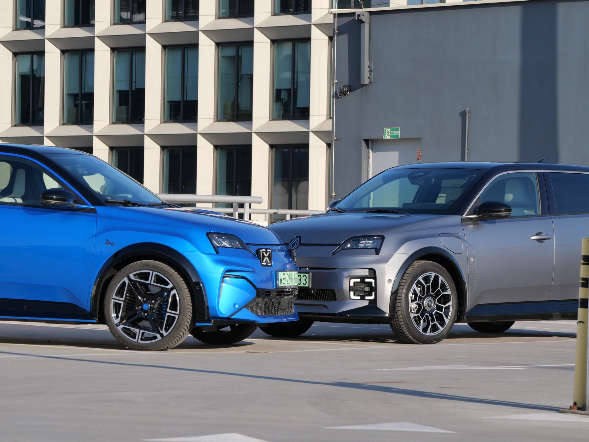 Renault 5 vs Alpine A290