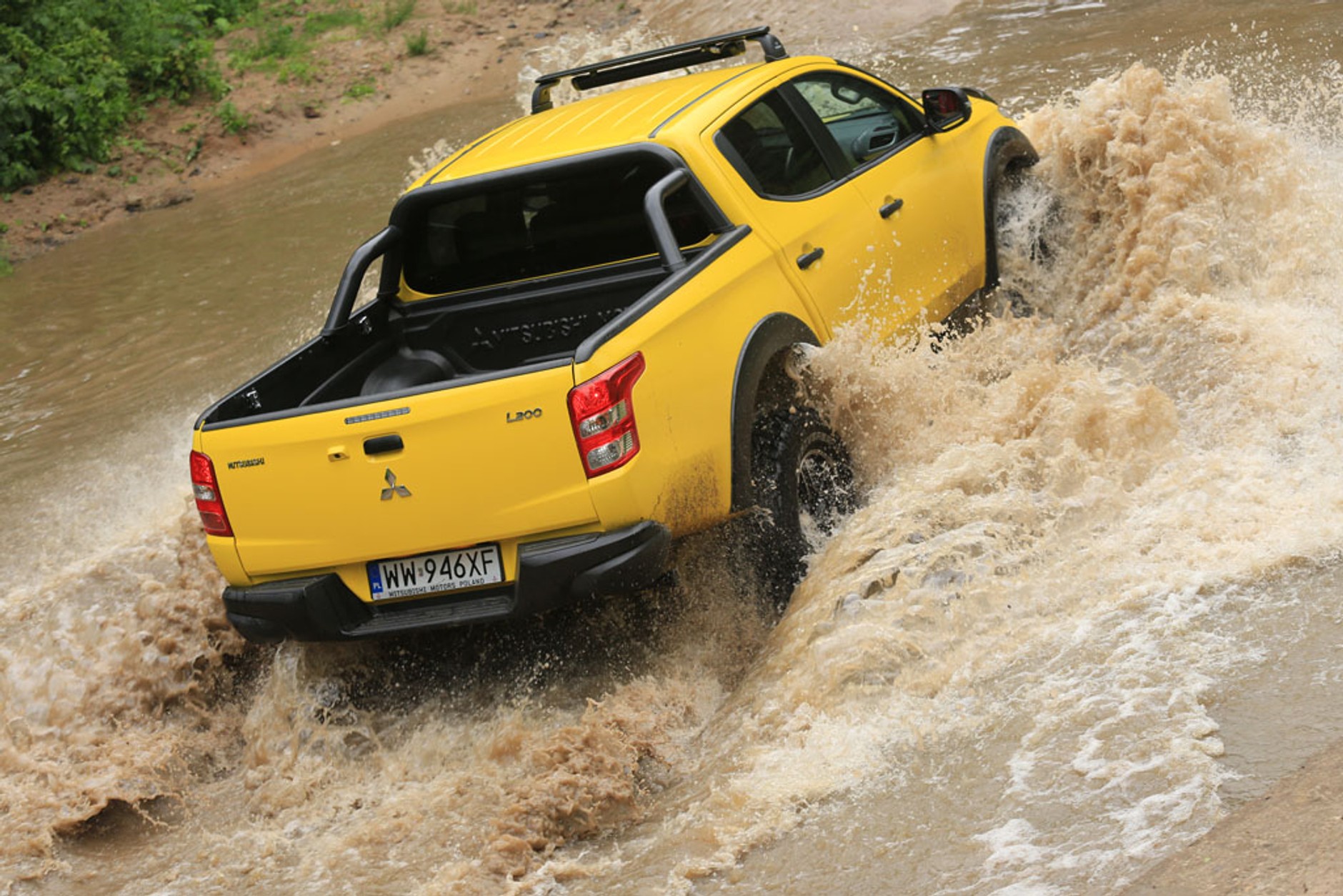 Mitsubishi L200 Monster - potwornie pracowity
