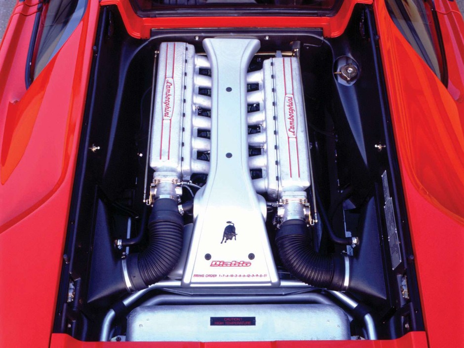 Lamborghini-Diablo_1990
