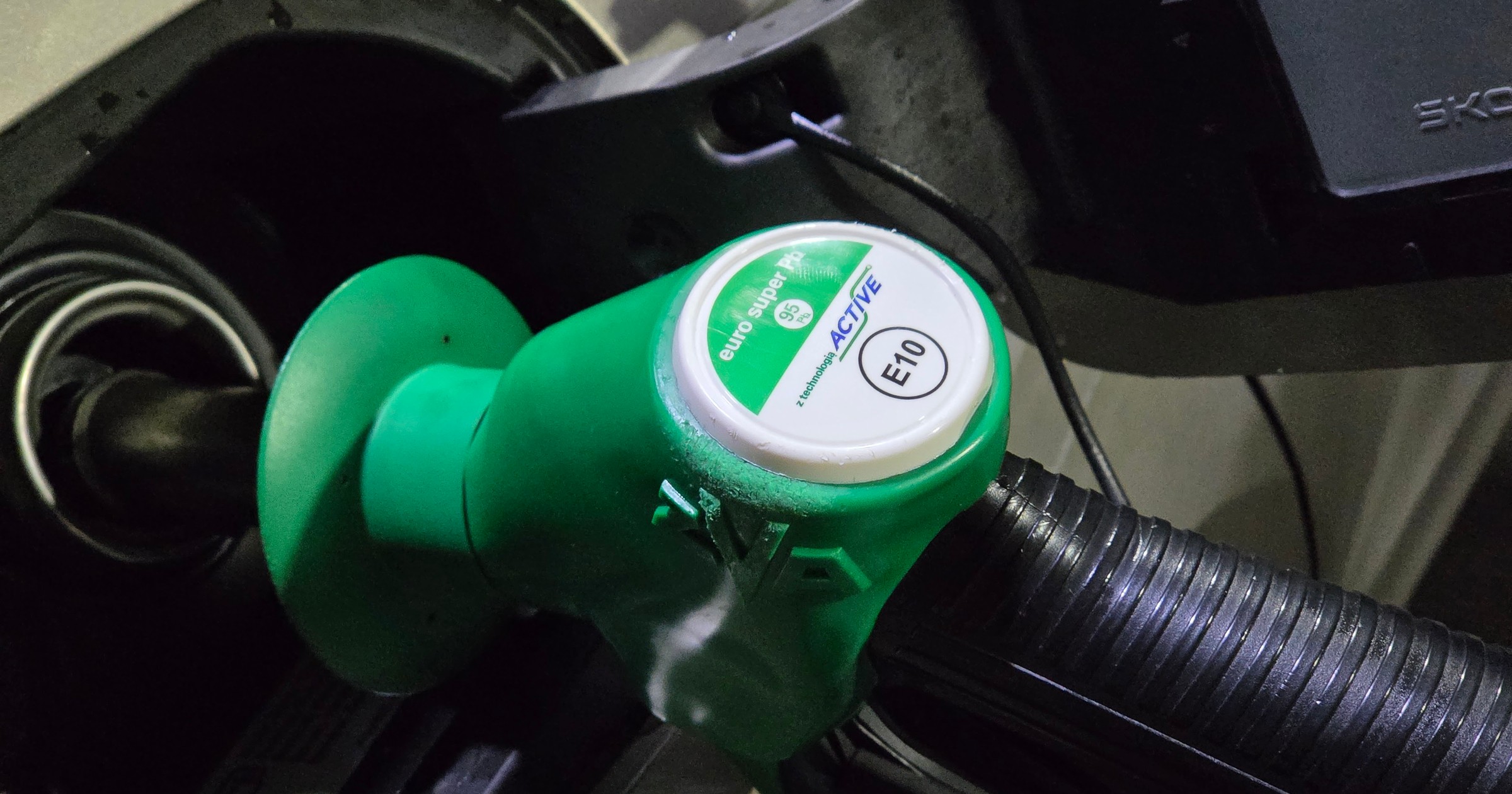 Tankowanie samochodu