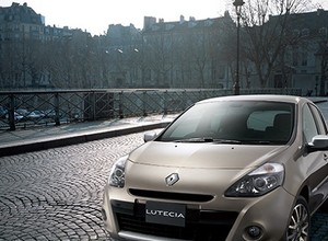 Renault Clio z Wielkiej Brytanii sprzedawane jest w Japonii