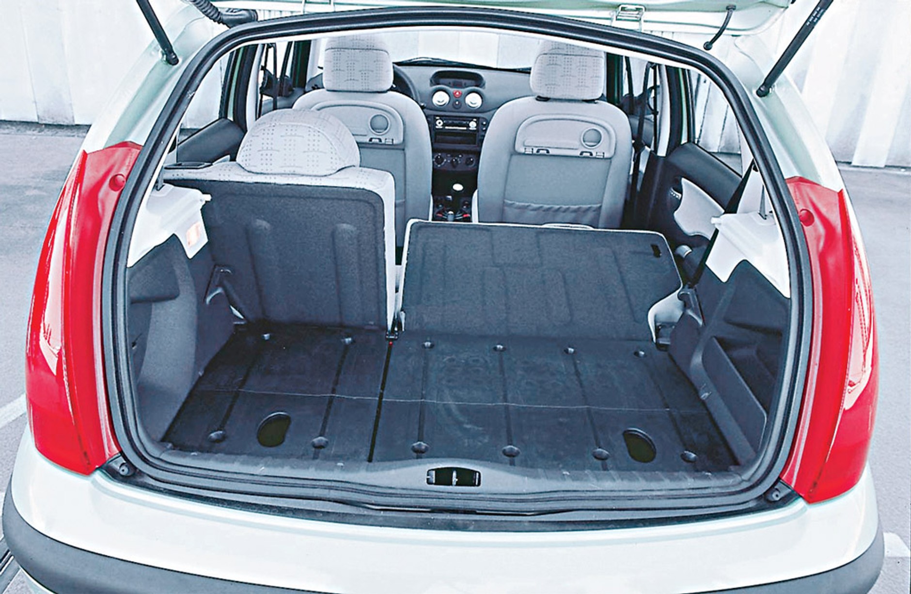 Citroën C3 kontra Fiat Punto, Ford Fiesta i Skoda Fabia: Mały diesel, duża oszczędność?