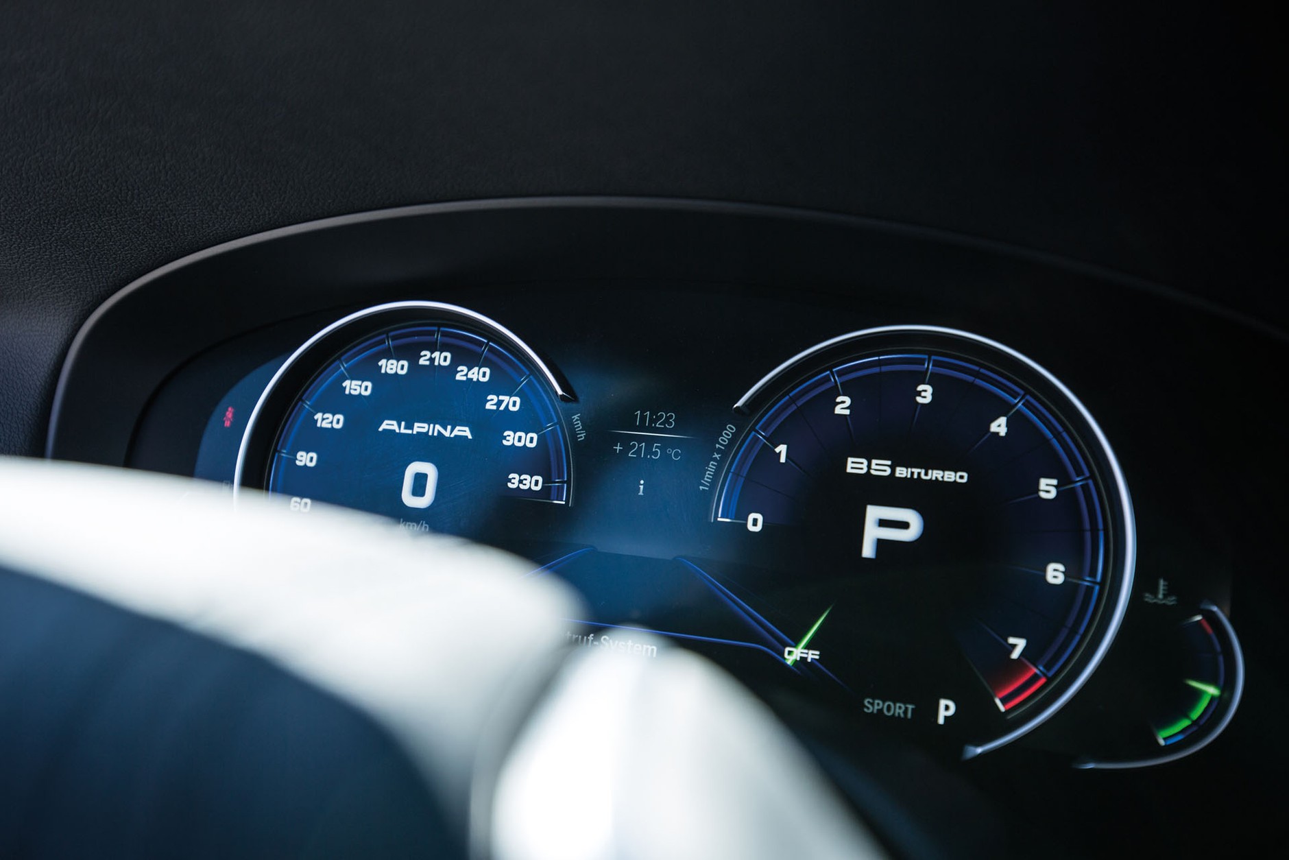 BMW Alpina B5 Biturbo - czym róźni się od BMW M?