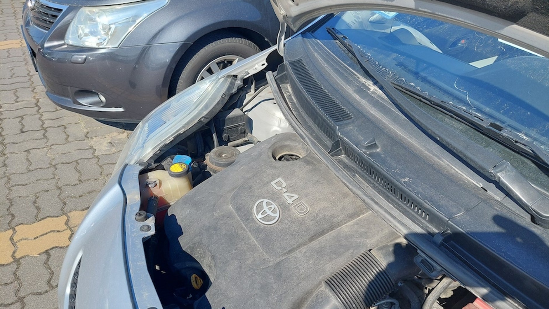 Używana Toyota Yaris II: diesle ponoć w odwrocie, a ten został zadatkowany/sprzedał się szybko. Nic dziwnego, to udany silnik