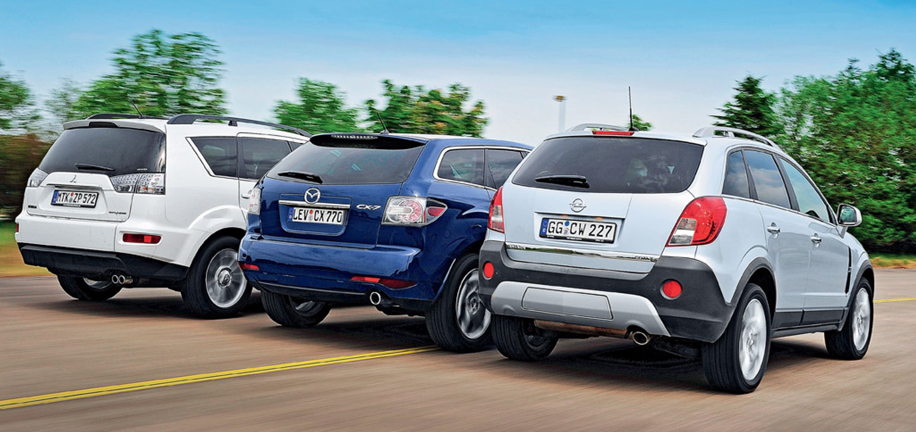 Mitsubishi Outlander kontra Mazda CX-7 i Opel Antara: SUV-y bardzo rodzinne