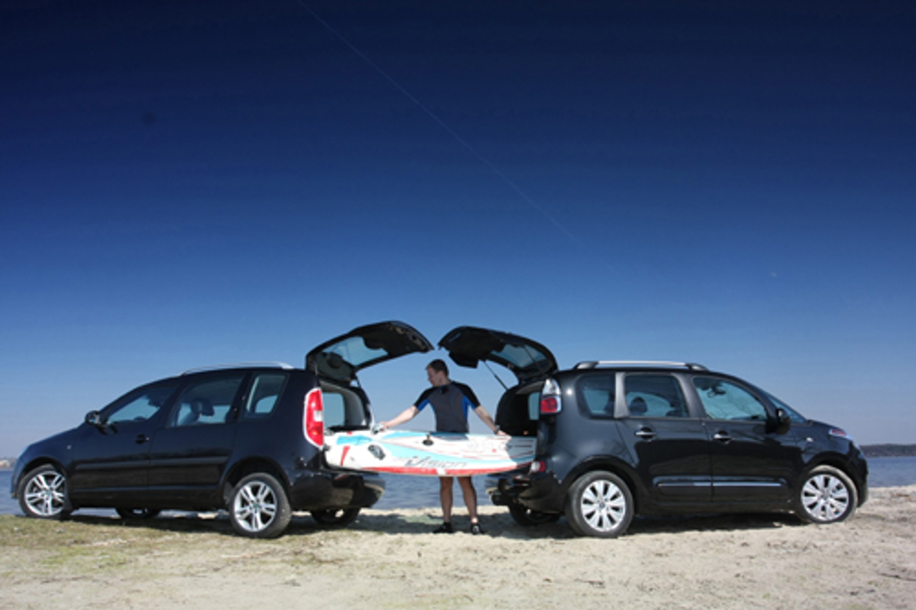 Citroen C3 Picasso kontra Skoda Roomster - Nie szata zdobi, ale...