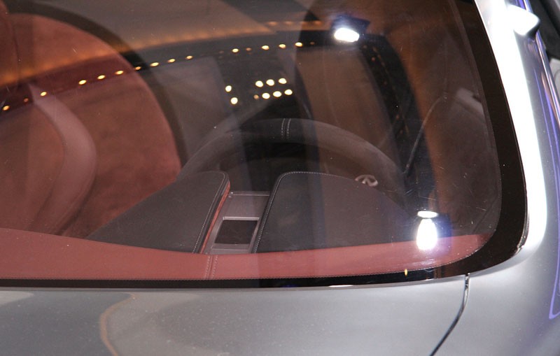 Genewa 2009: Infiniti Essence Concept (fotogaleria)