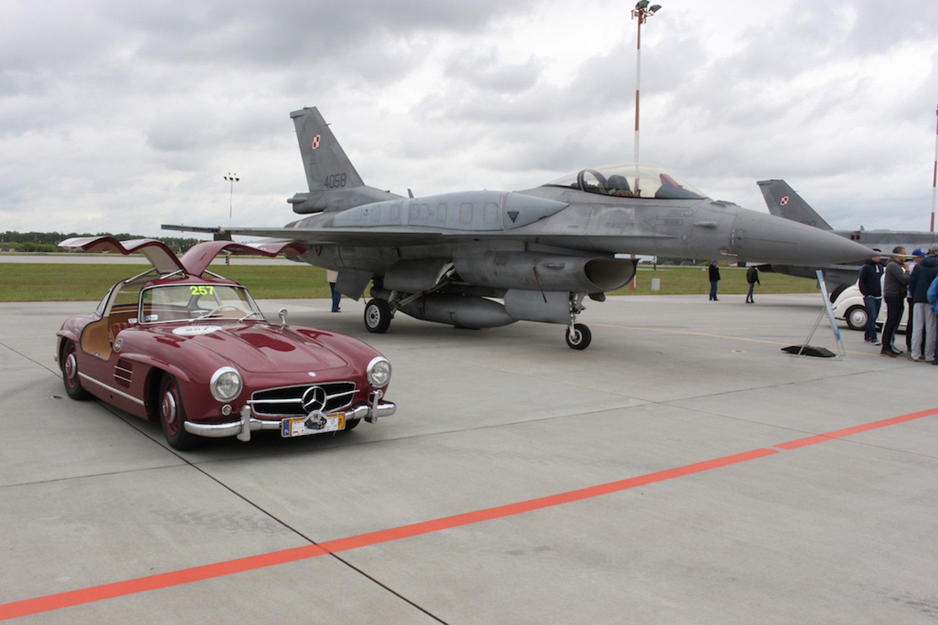 Zlot Zabytkowych Mercedesów w Poznaniu 2014