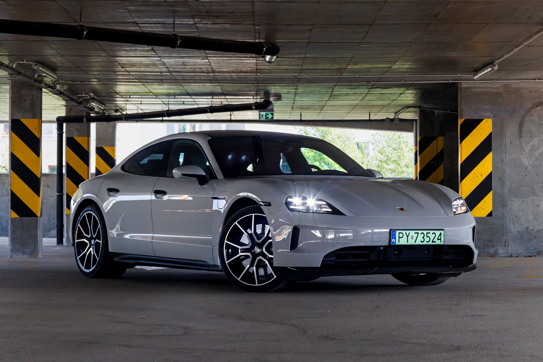 2024 Porsche Taycan 4S