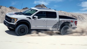 Ford F-150 Raptor R to 700-konna pustynna bestia