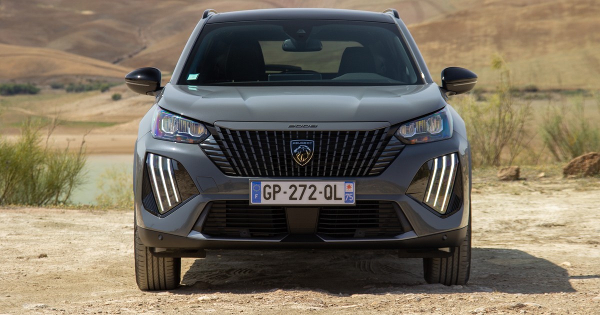 2023 Peugeot e-2008