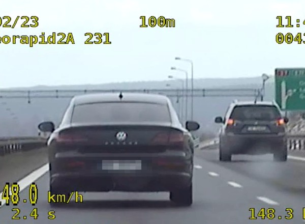 Policjanci doznali déjà vu. Kierowca też, ale on trafi przed sąd [WIDEO]