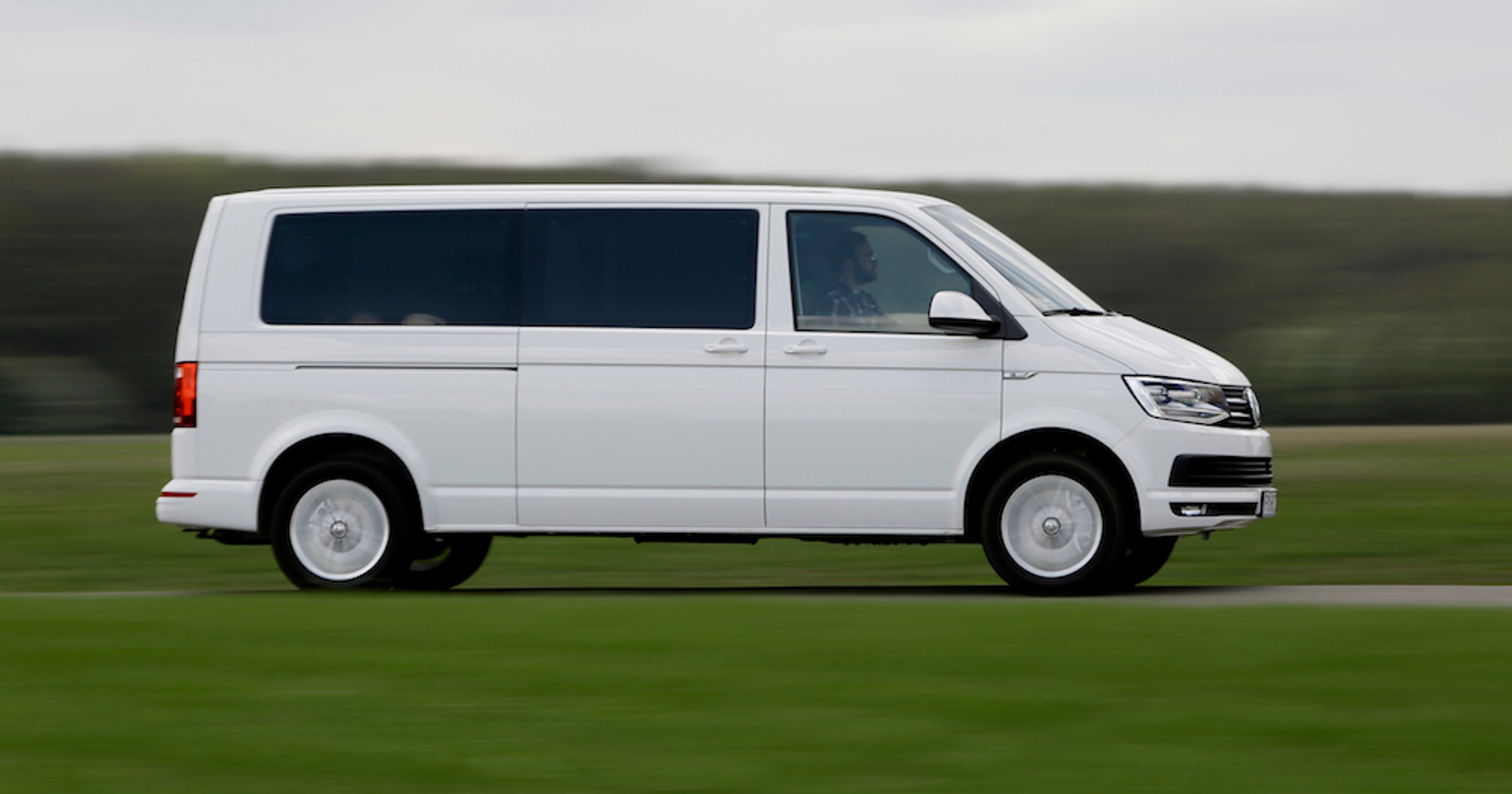 Volkswagen T6 Multivan 2.0 BiTDI Comfortline 3400