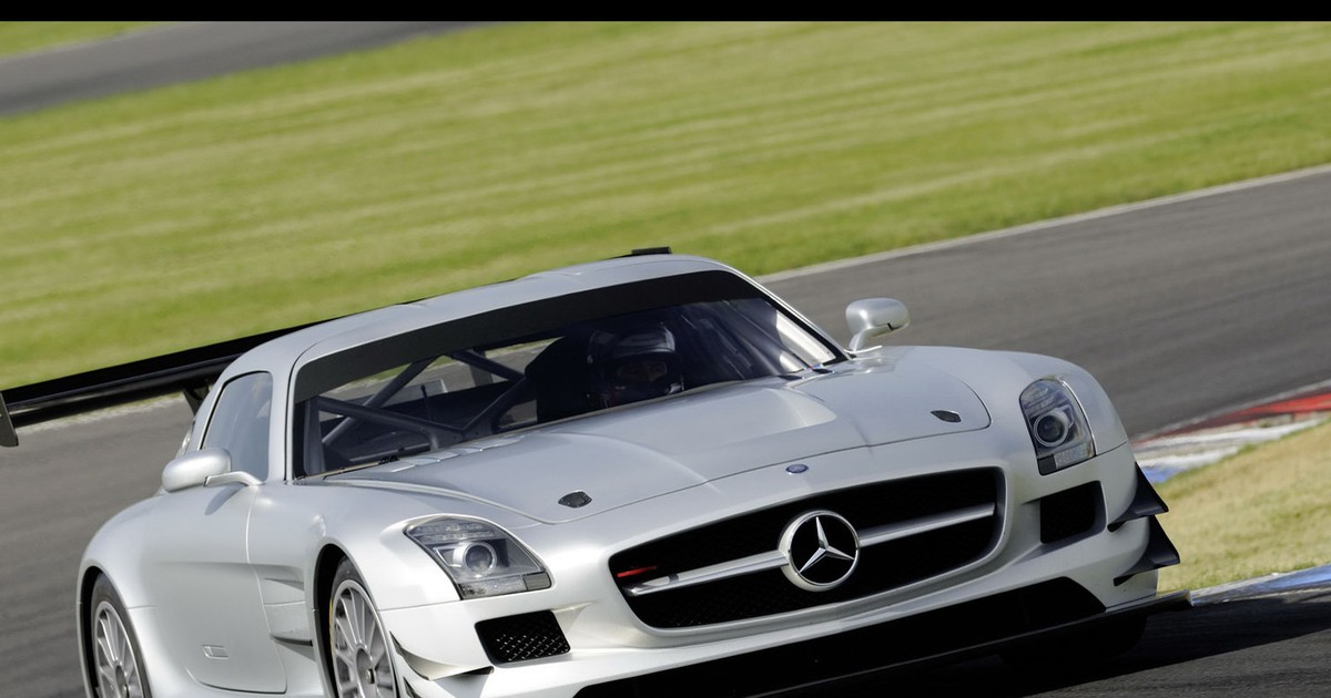 Mercedes-Benz SLS AMG GT3 już gotowy do wyścigów