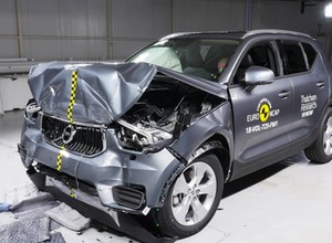 Volvo XC40 i Ford Focus – maksymalnie bezpieczne