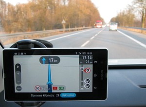 Darmowa nawigacja? Tak, ale na 75 km miesięcznie. Pierwszy test TomTom GO Android