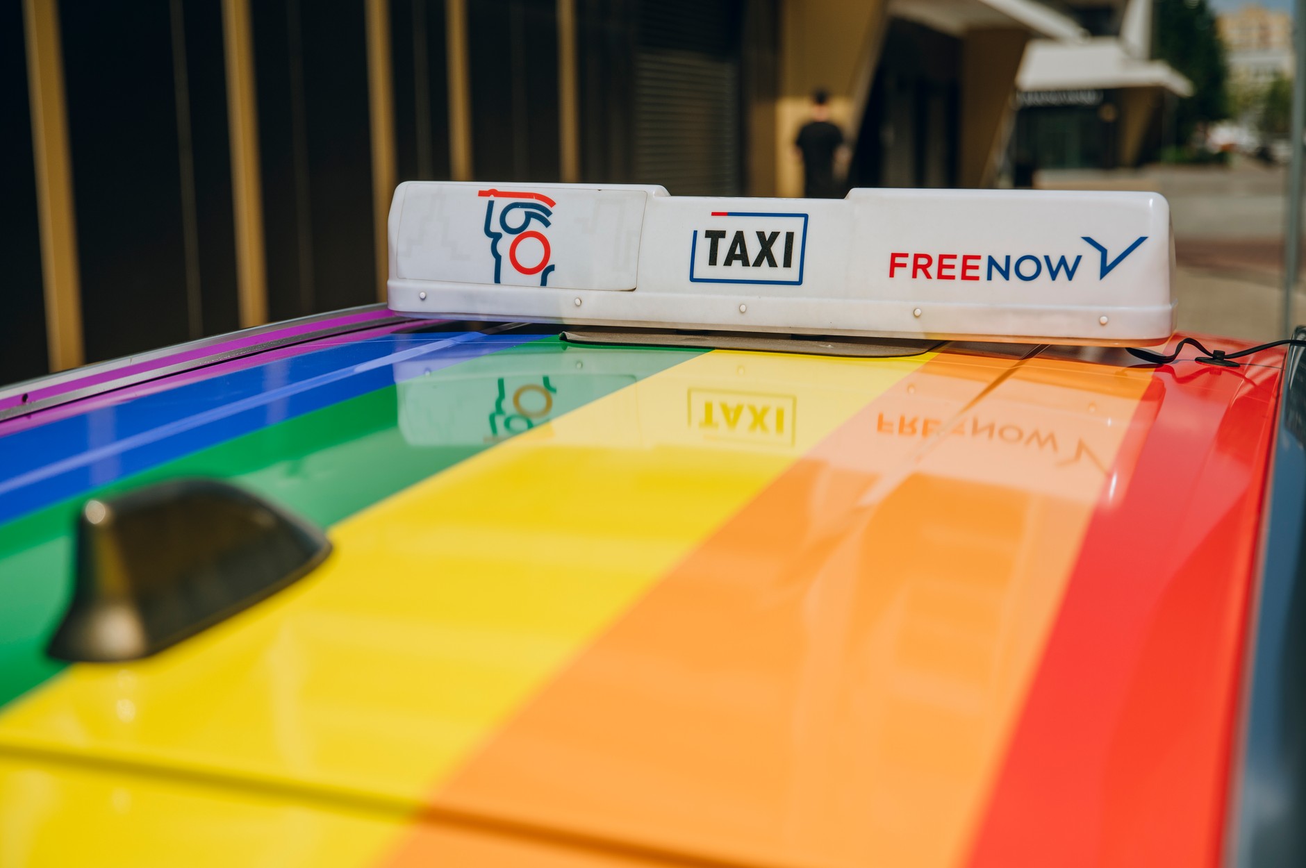 Tęczowa taksówka Freenow