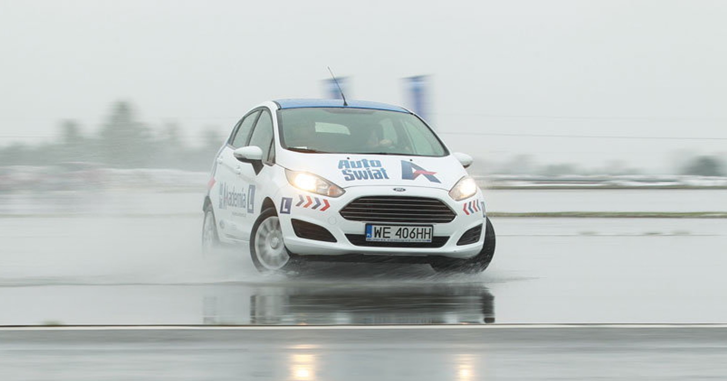 Akademia Auto Świat - panie doskonaliły technikę jazdy