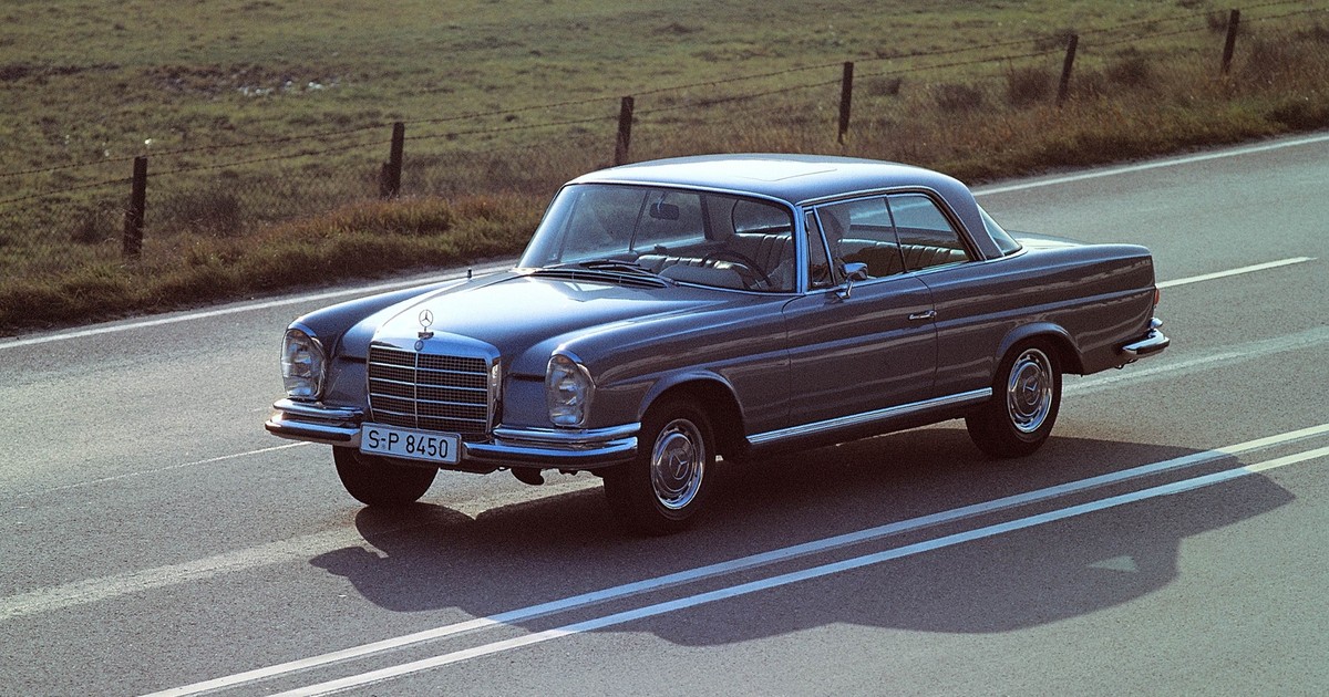 Mercedes W111