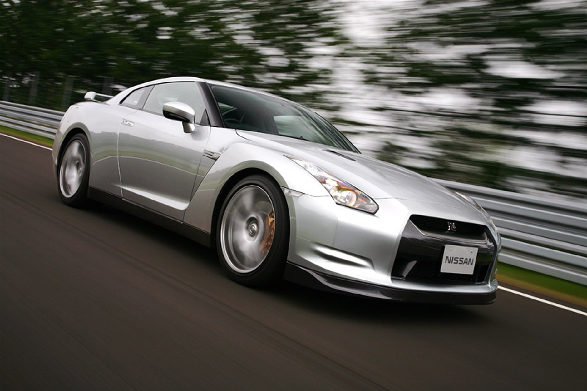 Tokio Motor Show 2007: Nissan GT-R – oficjalne informacje, zdjęcia i wideo