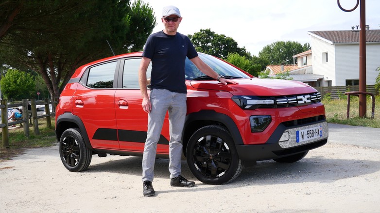 Jeździłem nową Dacią Spring. Mało kosztuje, nieźle jeździ