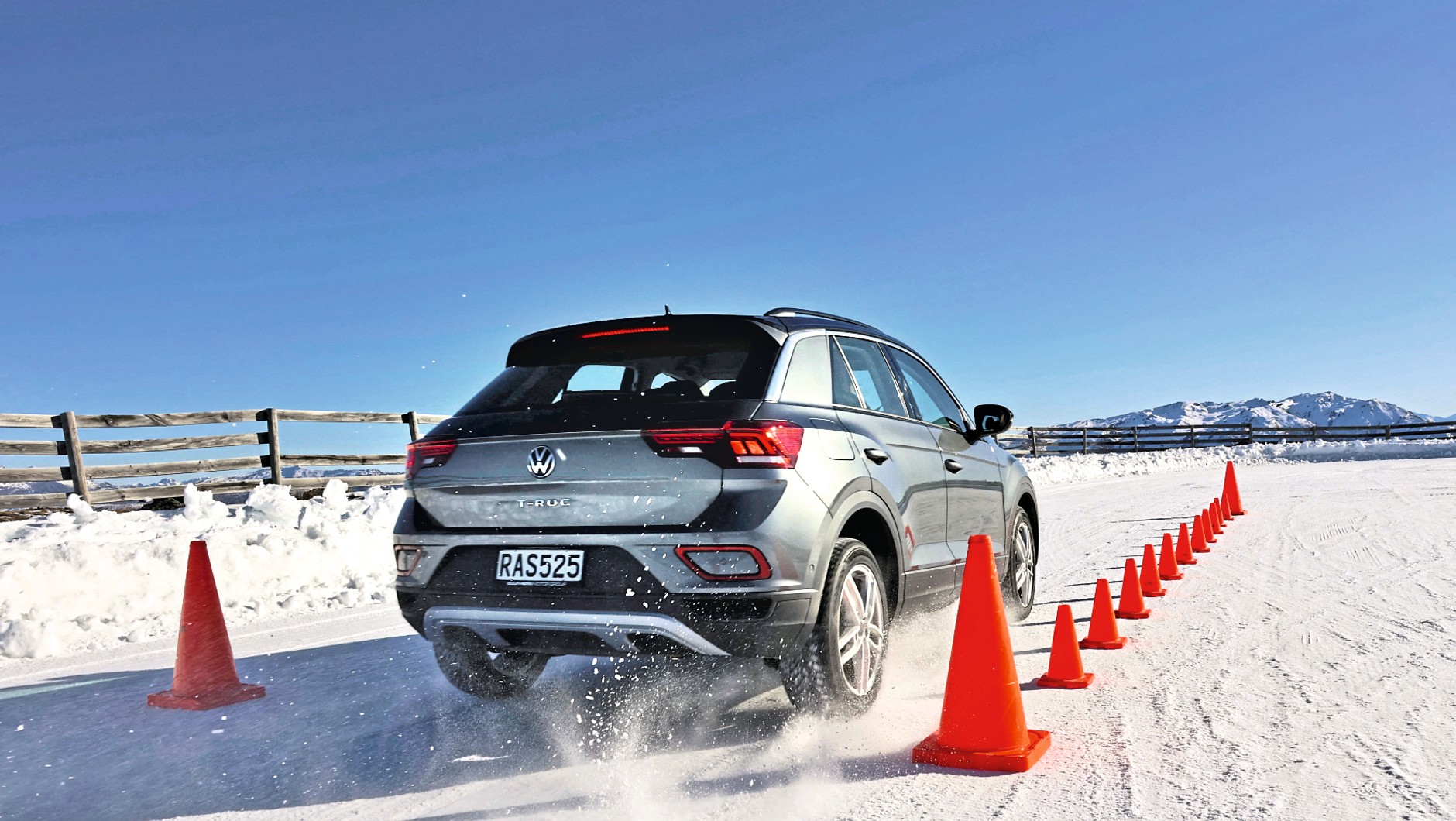 Test opon całorocznych do SUV-ów 2025