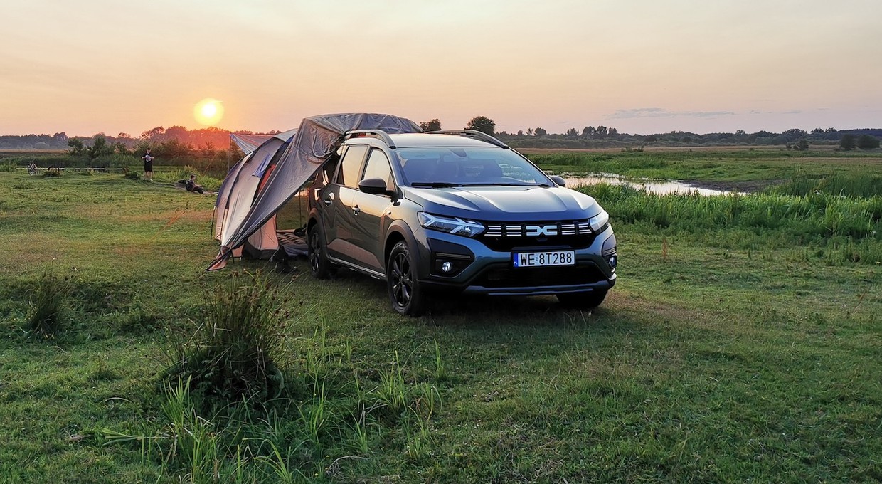 Dacia Jogger z wkładem kempingowym. Czy taki tani kamper ma sens?