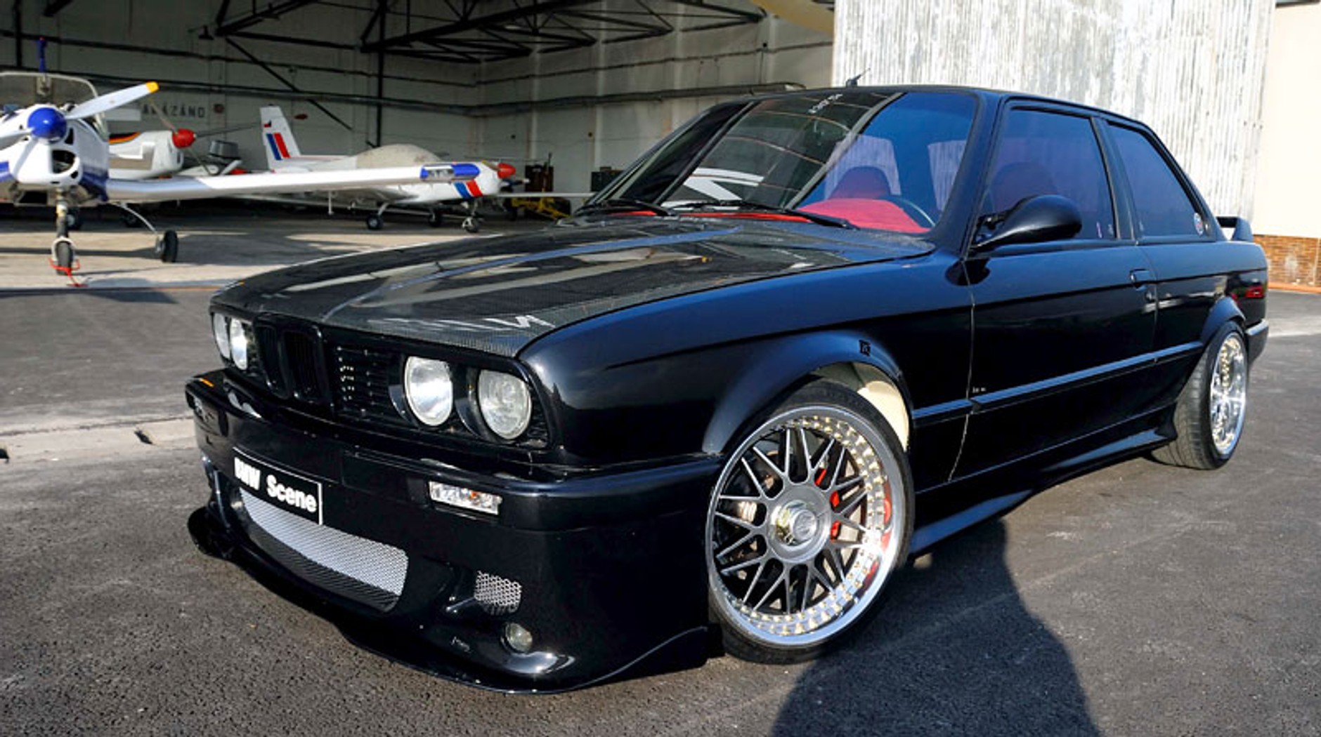 Garaż tunera: BMW 318is – forever young