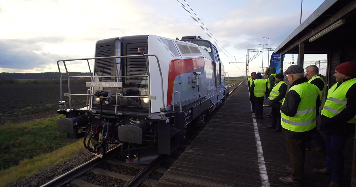 Pesa SM42-6Dn, czyli pierwsza polska lokomotywa wodorowa