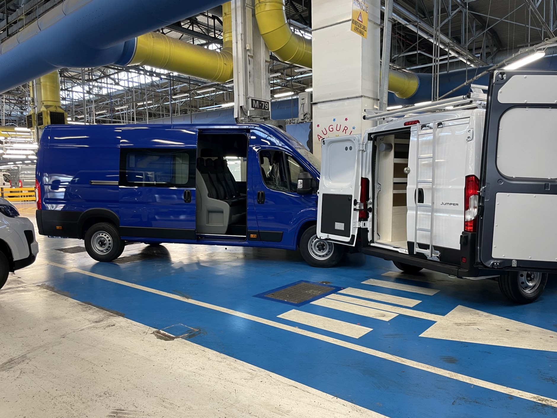 Centrum konwersji i personalizacji aut dostawczych koncernu Stellantis (CustomFit)