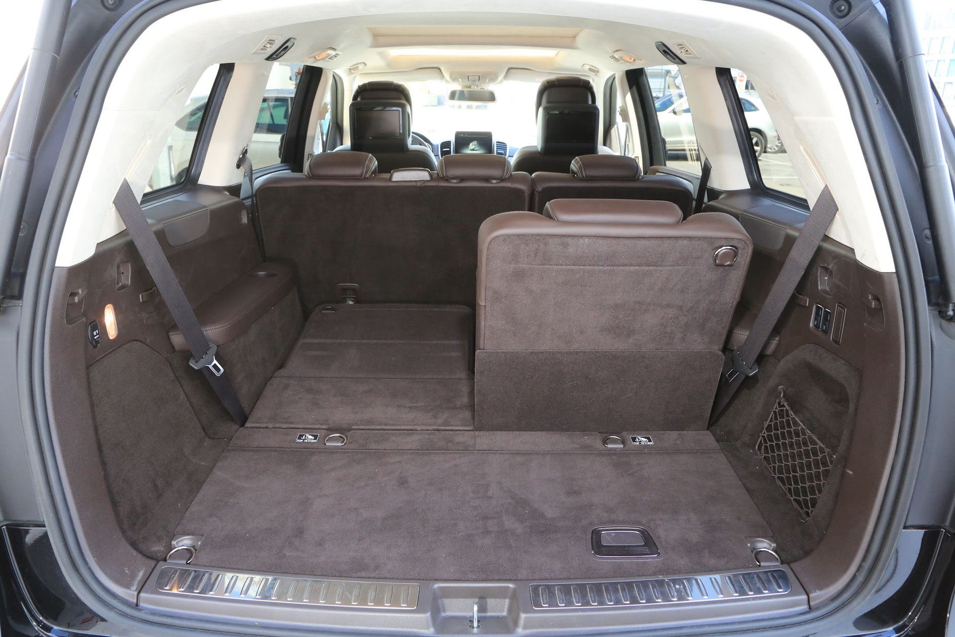 Mercedes GLS 500 - ogromny wśród gigantów