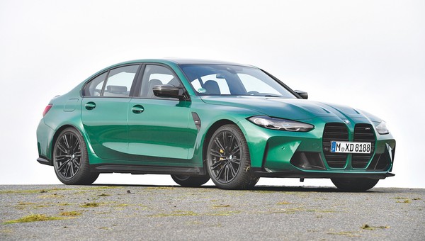 Przejechaliśmy 100 tys. km BMW M3. Przez 30 lat żadne z aut nie skończyło testu w takim stanie