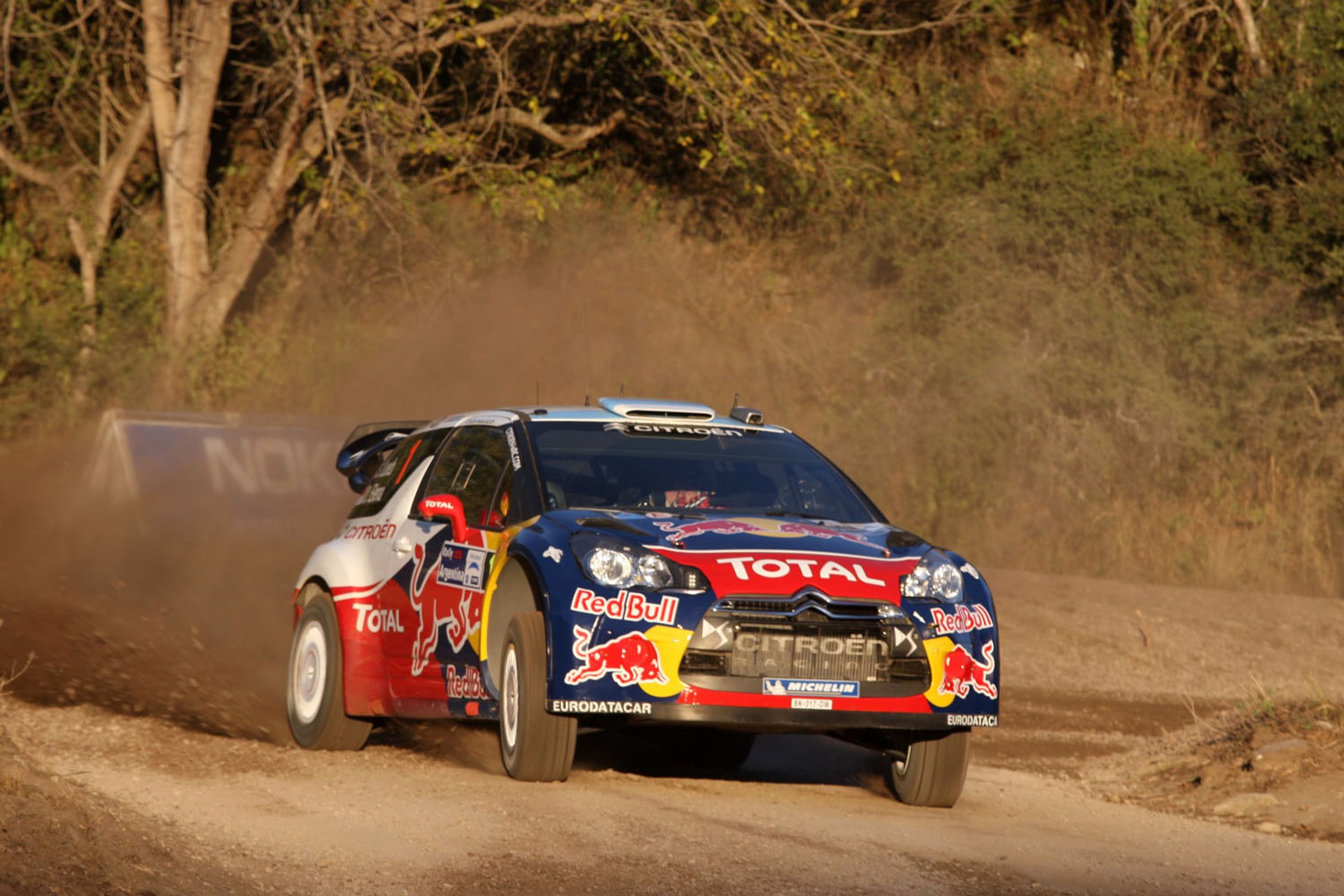 Rajd Argentyny 2011: trzech liderów, ale wygrał Loeb (wyniki)