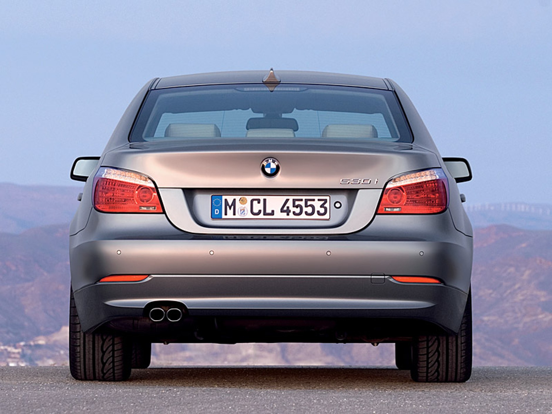 BMW: 5 mln pięciu generacji serii 5