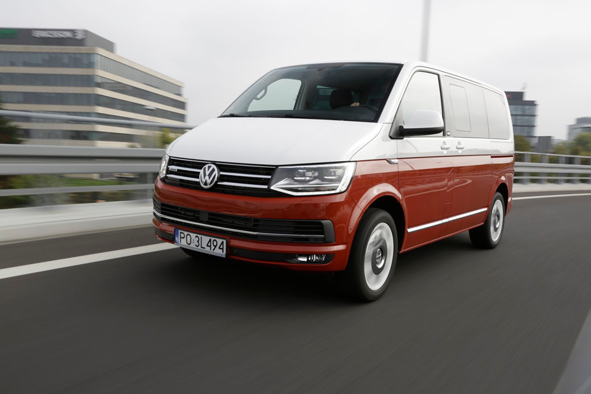 Volkswagen T6 Multivan Generation Six - wygoda dla 7 osób