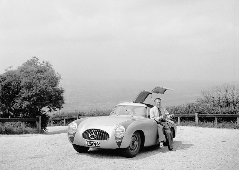 Mercedes 300SL na zdjęciach