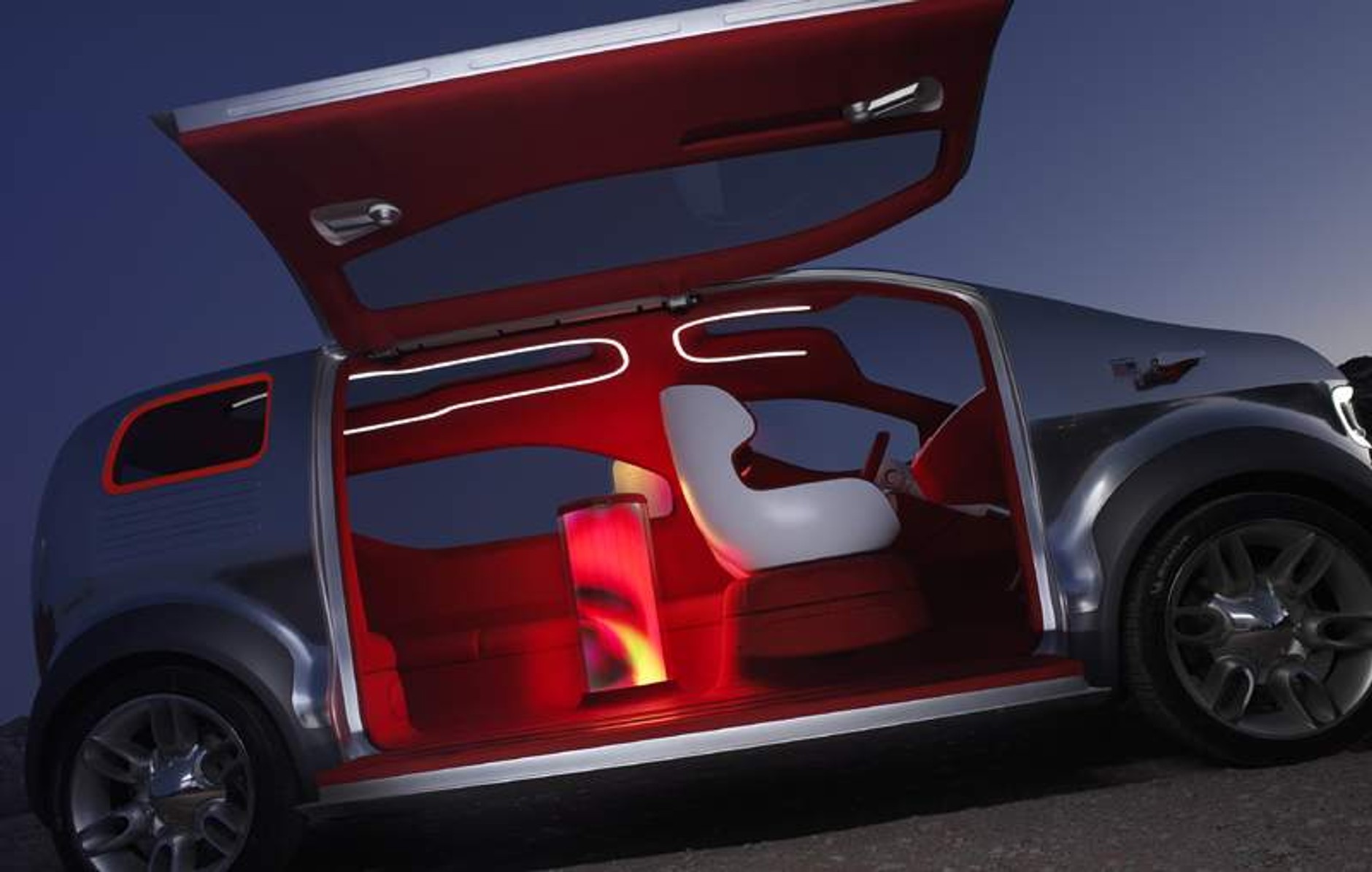 Detroit 2007: Ford Airstream concept  - crossover przyszłości